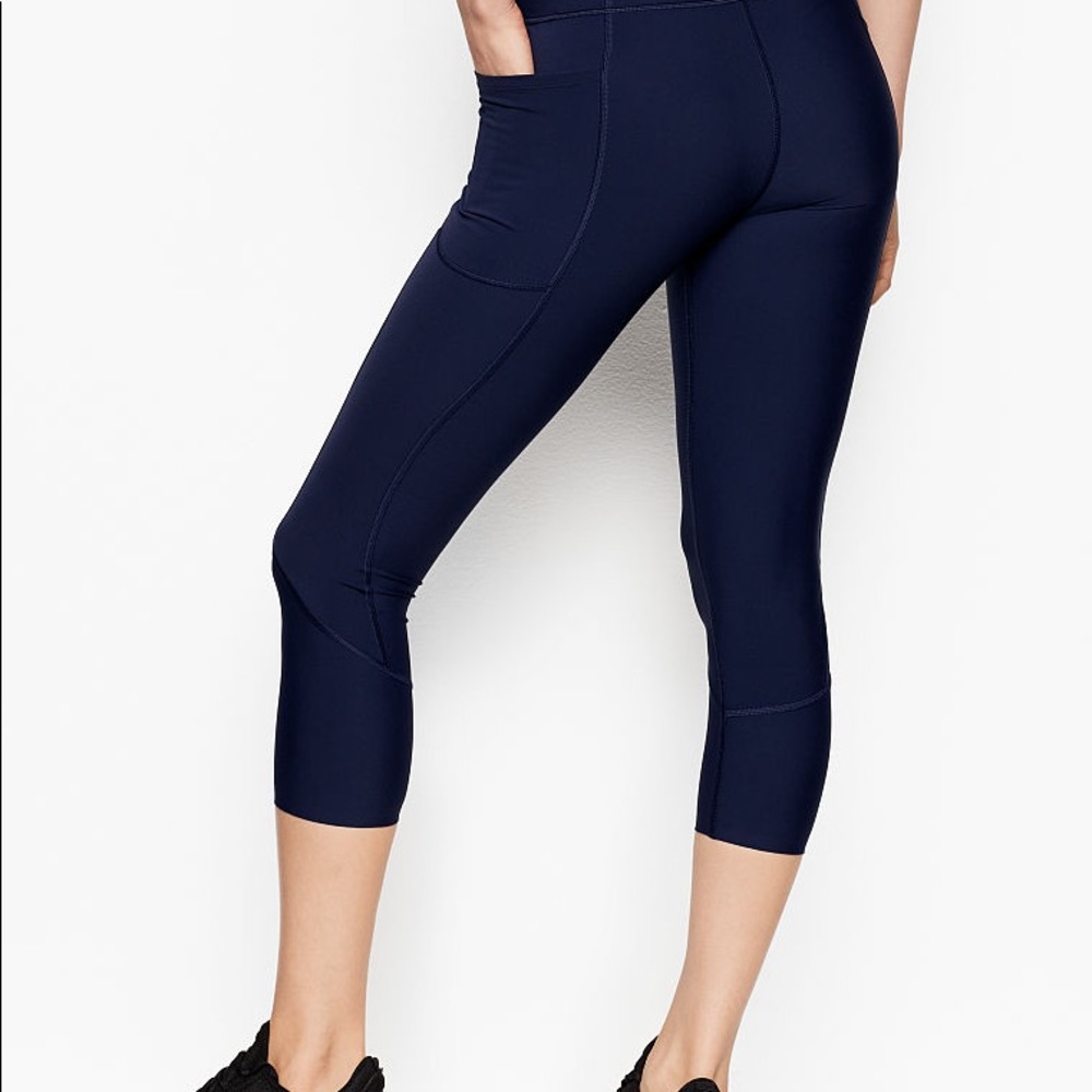 Victoria’s Secret legging